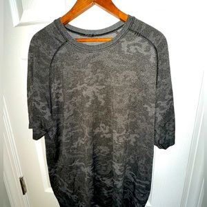 LULULEMON CAMO shirt (XL)
